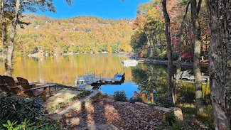 935 Glenshore Dr, Cullowhee, NC 28723