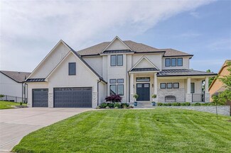 4605 NE Park Springs Ct, Lees Summit, MO 64064
