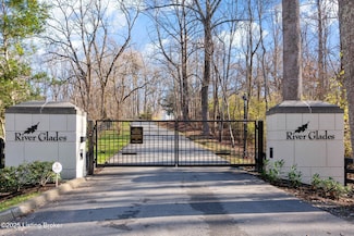 4 River Glades Dr, Prospect, KY 40059