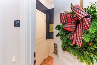 1310 Pennington Dr W Garage Unit 1310, Walpole, MA 02081