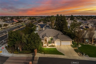 11212 Moorgate St, Bakersfield, CA 93311