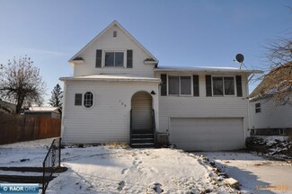 109 Indiana Ave E, Gilbert, MN 55741
