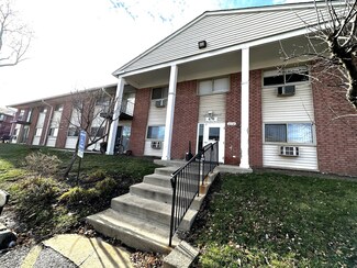 670 Marilyn Ave Unit 206, Glendale Heights, IL 60139