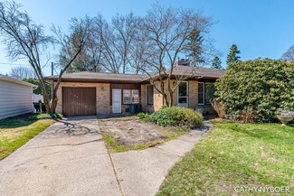 2108 7th St NW, Grand Rapids, MI 49504