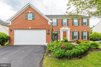 162 Augustine Ct, Kearneysville, WV 25430