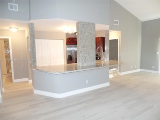 3417 NW 44th St Unit 201, Lauderdale Lakes, FL 33309