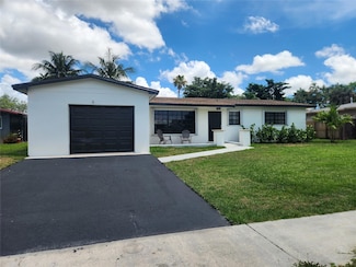 8301 NW 17th Ct, Pembroke Pines, FL 33024