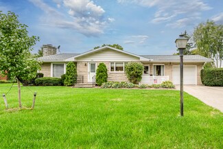 5572 Donald St, Stevensville, MI 49127