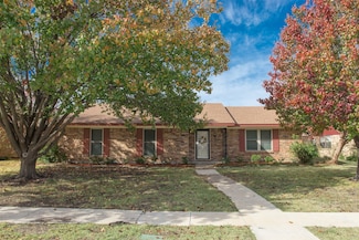 1401 Woodlawn Pkwy, Mesquite, TX 75149