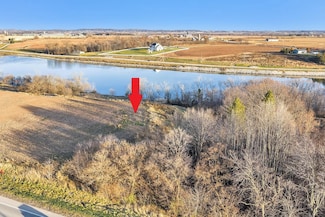 4351 Lost Dauphin Rd, Wrightstown, WI 54180