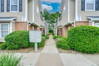 3375 Lenox Village Dr Unit 254, Fairlawn, OH 44333