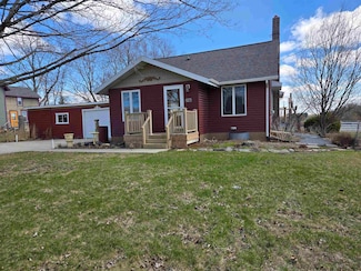 427 N Miller St, Lime Springs, IA 52155