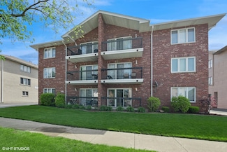 9529 Minnick Ave Unit 1B, Oak Lawn, IL 60453