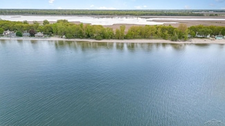 430 Ricoma Beach Rd, Bay City, MI 48706