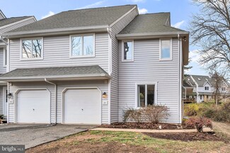93 E Thomas Ct, Kennett Square, PA 19348