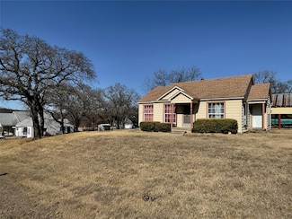 211 Denton St E, Argyle, TX 76226