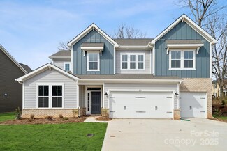 227 E Warfield Dr, Mooresville, NC 28115