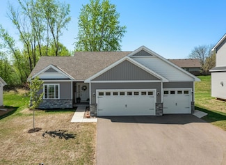 5928 Upper 179th St W, Lakeville, MN 55044