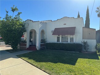 319 Roads End St, Glendale, CA 91205