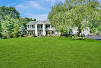 4 Brandywine Ln, Colts Neck, NJ 07722