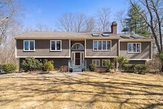 208 Prospect St, Ashland, MA 01721