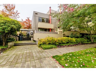980 Lincoln St Unit 11, Eugene, OR 97401
