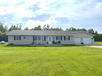 37311 580th Ave, Warroad, MN 56763