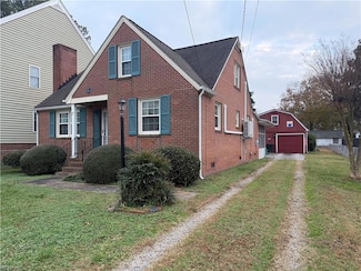 7 Algernourne St, Hampton, VA 23664