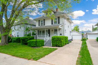 643 Hardin Ave, Aurora, IL 60506