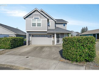 860 SE Pineview Ct, Estacada, OR 97023