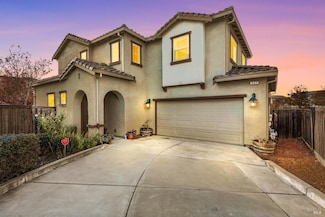 607 Embassy Cir, Vacaville, CA 95688