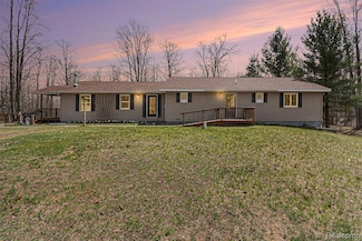 2172 N Us 23, Harrisville, MI 48740