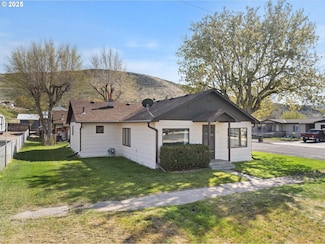 549 Valley Ave, Baker City, OR 97814