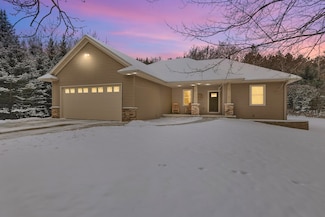 1894 Stately Conifer Ridge, Rosholt, WI 54473