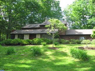 200 Clark Dr, Orwigsburg, PA 17961