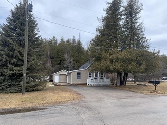301 Lake St Unit 301, Saint Ignace, MI 49781