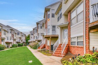 748 Harbortown Blvd Unit 748, Perth Amboy, NJ 08861