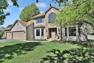 10112 Kiersten Place, Eden Prairie, MN 55347