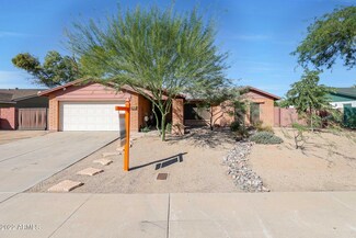 6212 W Surrey Ave, Glendale, AZ 85304