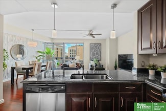 200 S 31st Ave Unit 4615, Omaha, NE 68131
