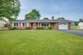 78 Flatwoods Dr, Lebanon, VA 24266