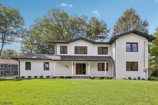 65 New St, Allendale, NJ 07401