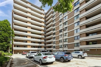 220 N Dithridge St Unit 707, Pittsburgh, PA 15213