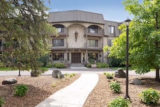 2200 Nevada Ave S Unit 313, Saint Louis Park, MN 55426