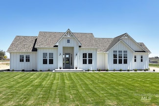 25760 Clydesdale Ln, Parma, ID 83660