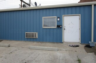 704 Deahl St, Borger, TX 79007