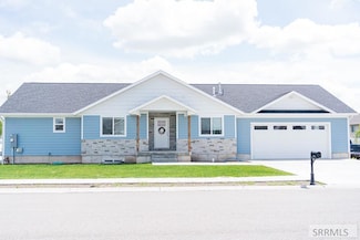 457 Idaho Ave, Sugar City, ID 83448