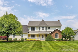 933 Meadow Ridge Dr, Holland, MI 49424