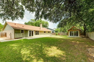 1307 S Meadows Dr, Austin, TX 78758