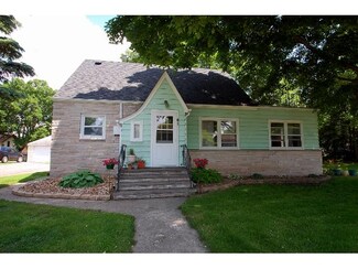 41 Linden Ave S, Maple Lake, MN 55358
